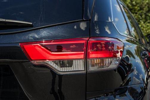 2019 Toyota Highlander Limited Platinum