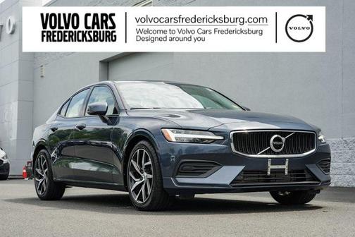 2020 Volvo S60 T6 Momentum