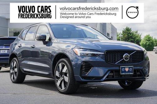 2025 Volvo XC60 Plug-In Hybrid T8 Plus