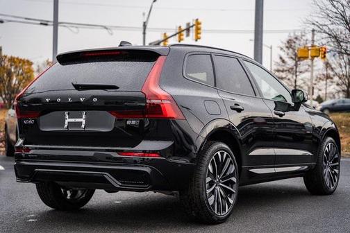 2026 Volvo XC60 B5 Ultra