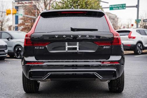 2026 Volvo XC60 B5 Ultra