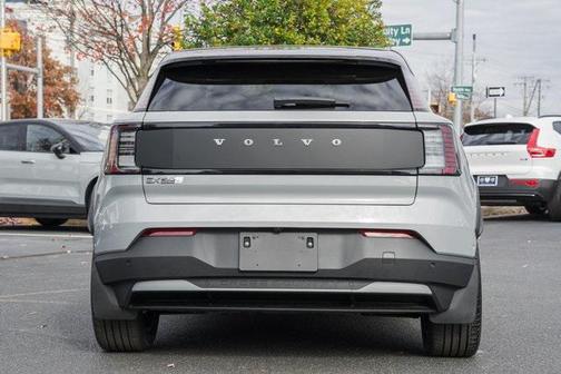 2026 Volvo EX30 Cross Country Ultra