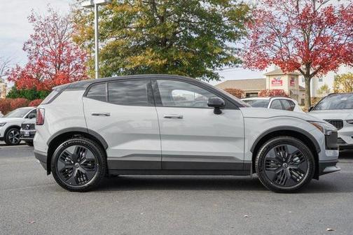 2026 Volvo EX30 Cross Country Ultra