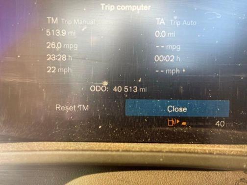 2023 Volvo XC40 B5 Plus Dark Theme