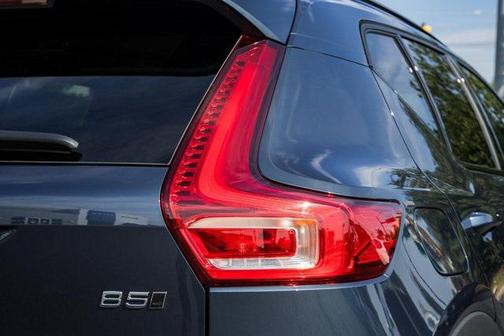 2026 Volvo XC40 B5 Ultra