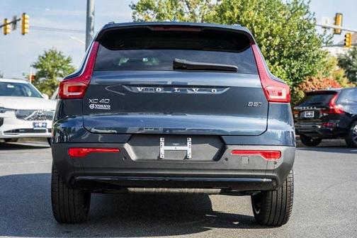 2026 Volvo XC40 B5 Ultra