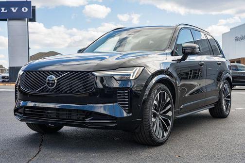 Onyx Black Metallic 2026 Volvo XC90 Ultra Dark Theme, B6 AWD Gas (mild hybrid), Gasoline, 6 Seats