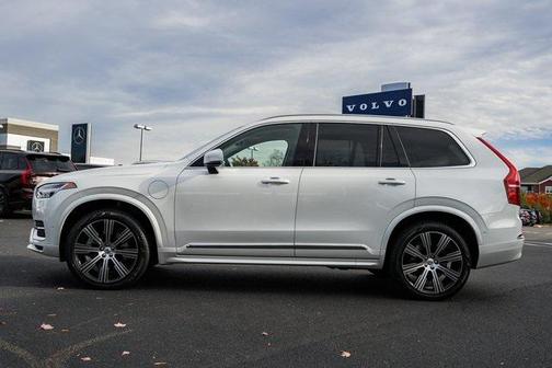 2025 Volvo XC90 Plug-In Hybrid T8 Ultra 7-Seater