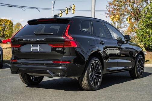 2026 Volvo XC60 B5 Ultra