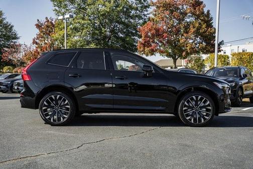 2026 Volvo XC60 B5 Ultra