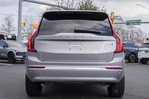 2026 Volvo XC90 Plus, B6 AWD Gas (mild hybrid), Gasoline, Bright, 6 Seats