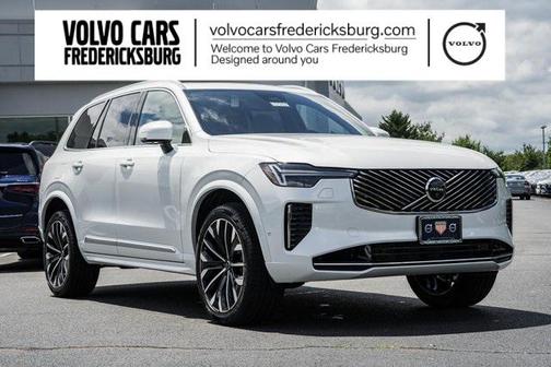 2025 Volvo XC90 B6 Plus 7-Seater