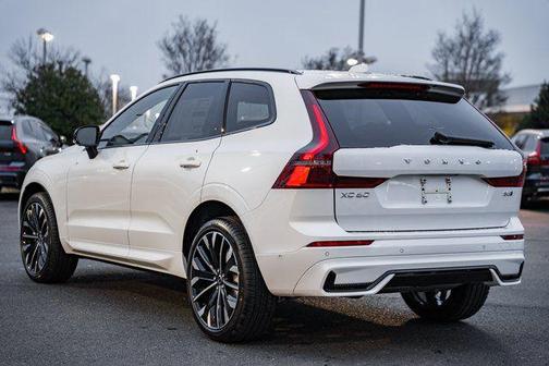 2026 Volvo XC60 B5 Ultra