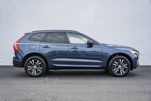 2025 Volvo XC60 B5 Core