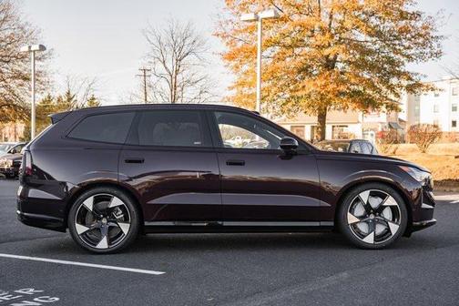 2025 Volvo EX90 Twin Motor Ultra