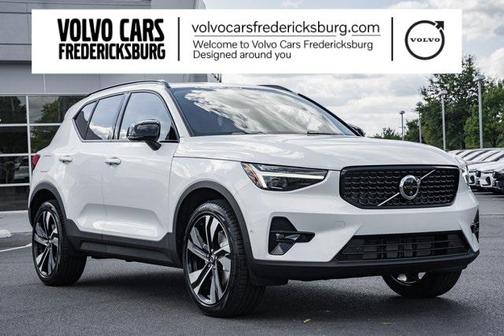 2026 Volvo XC40 B5 Ultra