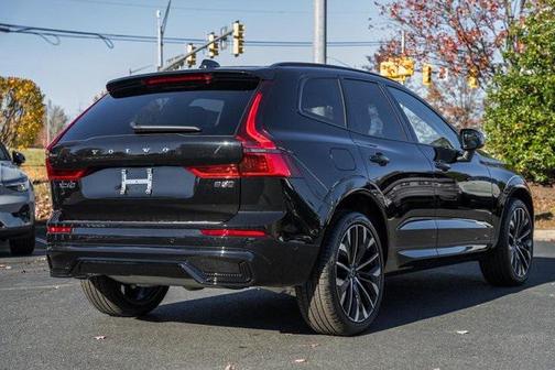 2026 Volvo XC60 B5 Ultra