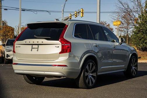 2022 Volvo XC90 T6 Inscription