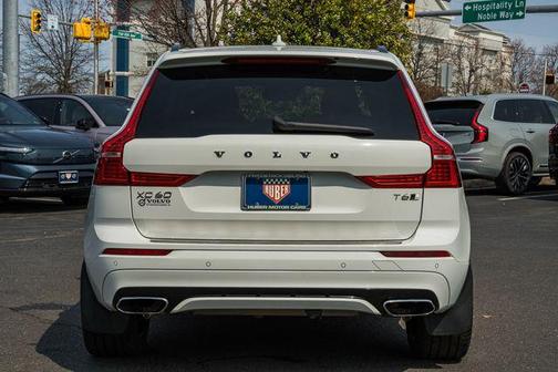 2021 Volvo XC60 T6 R-Design