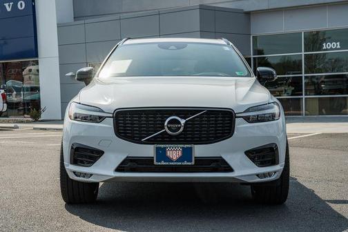 2021 Volvo XC60 T6 R-Design