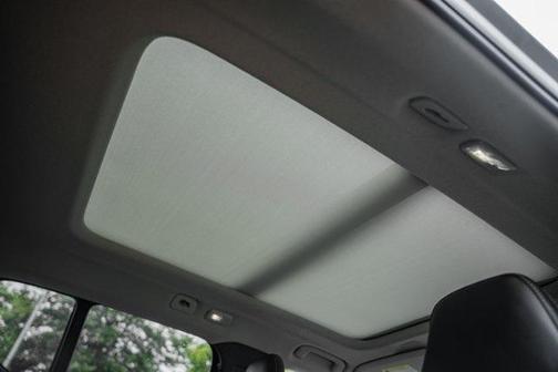 2024 Volvo XC40 B5 Plus Bright Theme