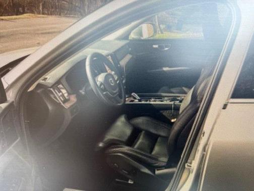 2023 Volvo XC60 B6 Ultimate Bright Theme