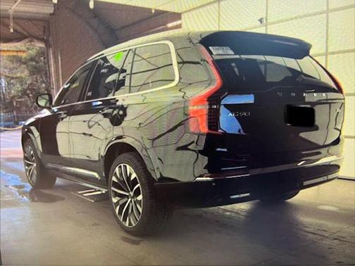 2025 Volvo XC90 B6 Plus 7-Seater