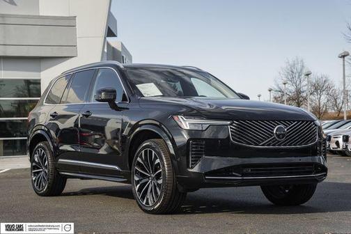 2025 Volvo XC90 B6 Plus 7-Seater