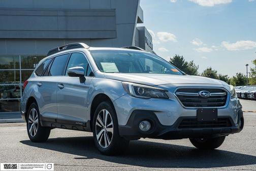 Ice Silver Metallic 2019 Subaru Outback 2.5i Limited