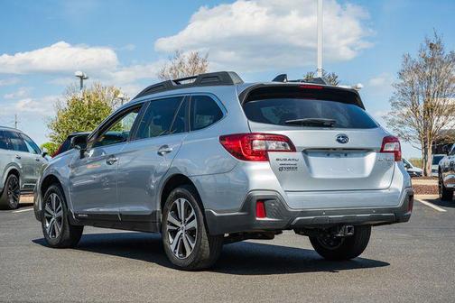 Ice Silver Metallic 2019 Subaru Outback 2.5i Limited