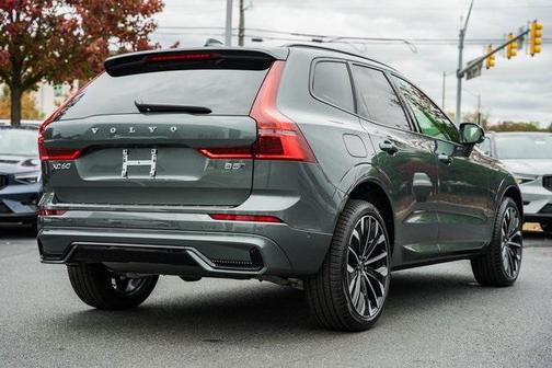 2026 Volvo XC60 B5 Ultra