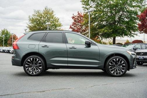 2026 Volvo XC60 B5 Ultra