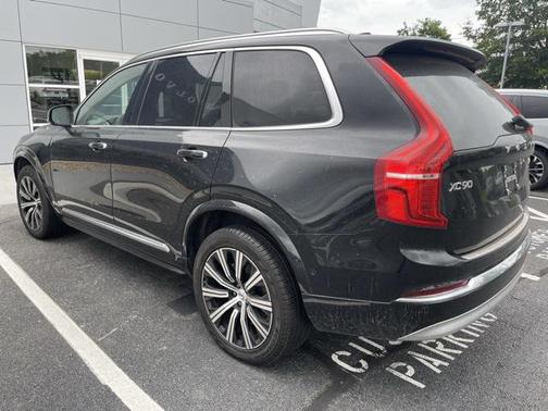 2022 Volvo XC90 T6 Inscription