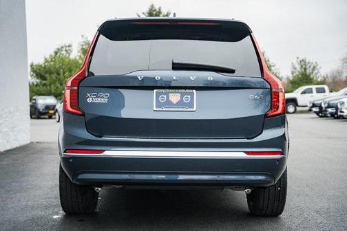 2025 Volvo XC90 B6 Plus 7-Seater