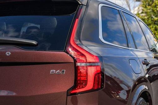 2026 Volvo XC90 B6 Ultra 6-Seater