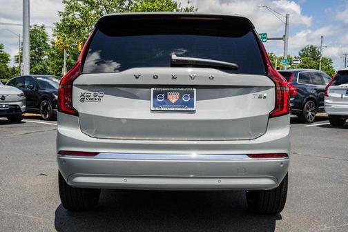 2025 Volvo XC90 Plug-In Hybrid T8 Plus 7-Seater