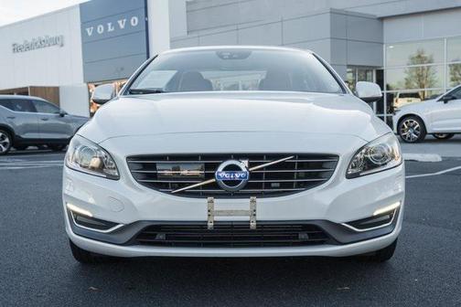 2015 Volvo S60 T6 Platinum