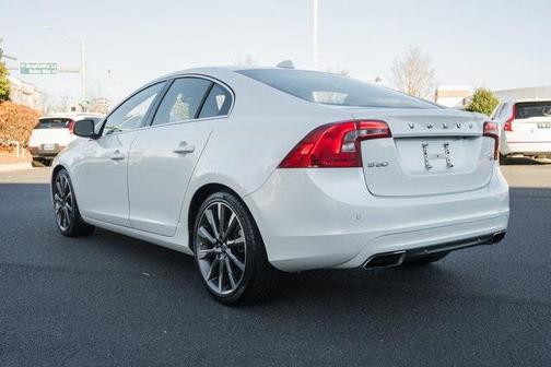 2015 Volvo S60 T6 Platinum