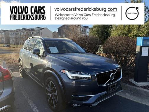 2019 Volvo XC90 T6 Momentum