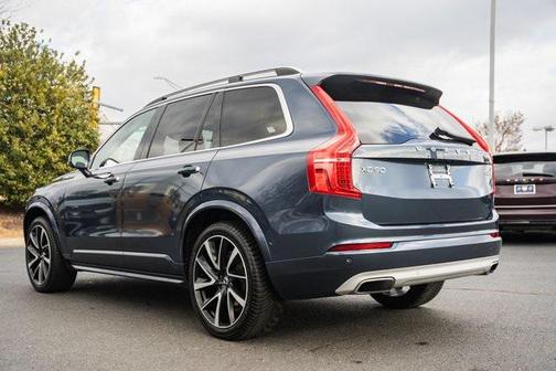 2019 Volvo XC90 T6 Momentum