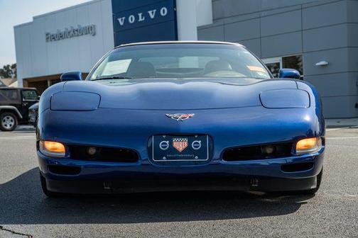 LeMans Blue Metallic 2004 Chevrolet Corvette Base