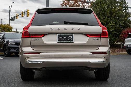 2023 Volvo XC60 B5 Plus Bright Theme