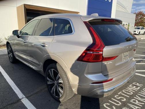 2023 Volvo XC60 B5 Plus Bright Theme