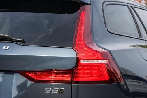 2026 Volvo V60 Cross Country B5 Plus