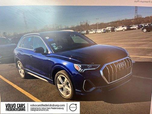 Navarra Blue Metallic 2022 Audi Q3 45 S line Premium Plus