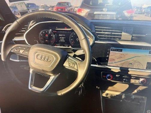 Navarra Blue Metallic 2022 Audi Q3 45 S line Premium Plus