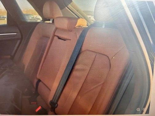 Navarra Blue Metallic 2022 Audi Q3 45 S line Premium Plus