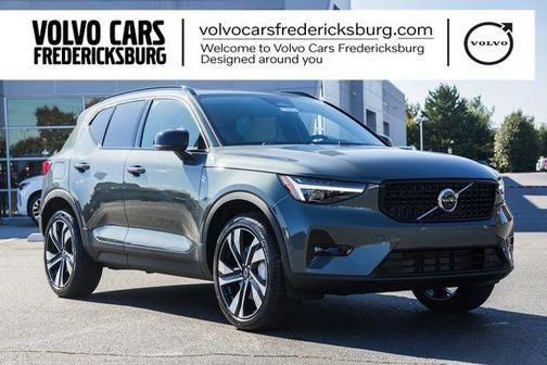2026 Volvo XC40 B5 Ultra