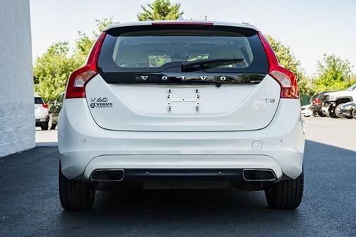 2016 Volvo V60 T5 Drive-E Premier