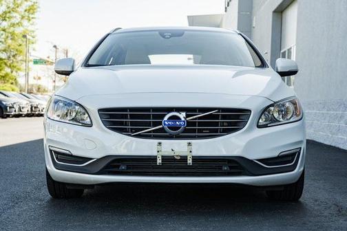 2016 Volvo V60 T5 Drive-E Premier